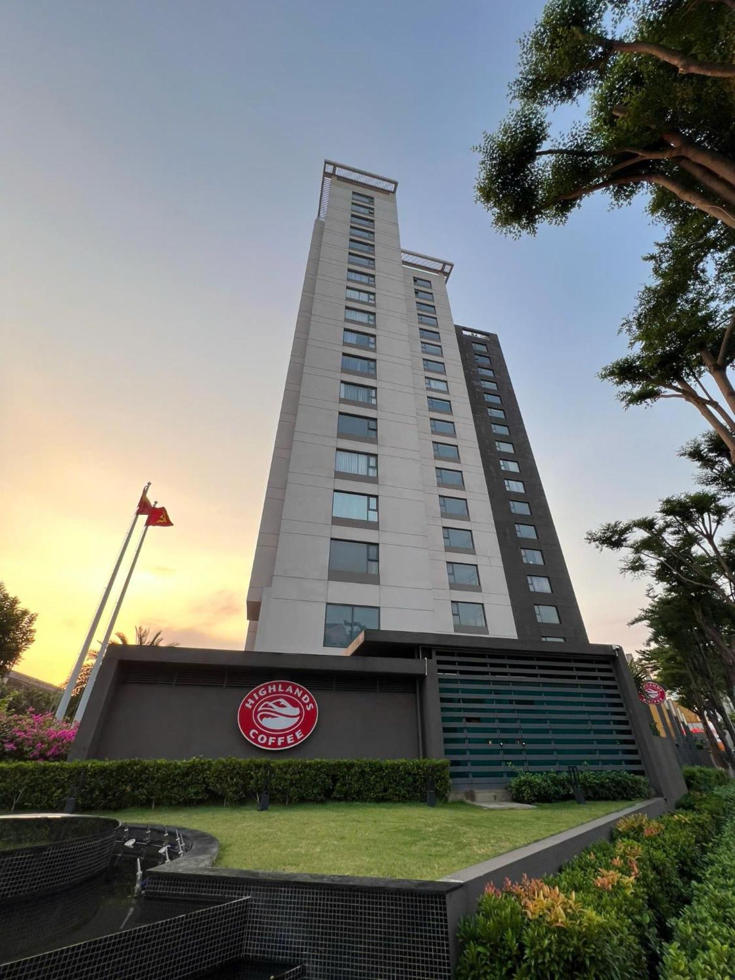 Căn hộ Triostay Vinh Hoi - Elegant Near Highlights! TP. Hồ Chí Minh